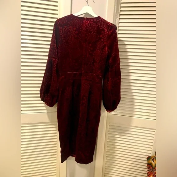 VELVET FITTED MIDI DRESS WITH PUFF SLEEVES SIZE M - Picture 3 of 11
